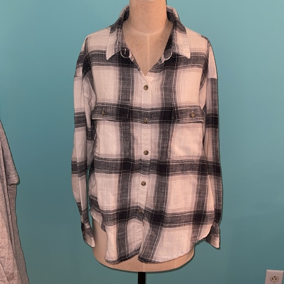 SOLD American Eagle Flannel - Picture 6 of 6